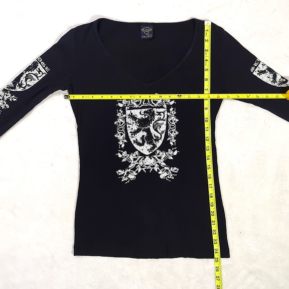 🚫SOLD!!🚫Y2K - Sledge Graphic T-shirt - Picture 6 of 8